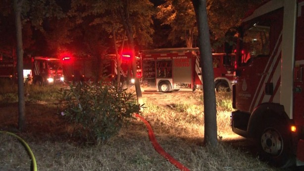 Foto - Bakırköy’de bir hafta içinde aynı yerde ikinci yangın