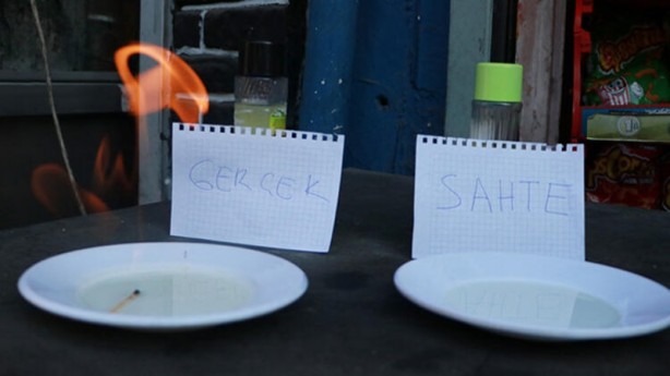 Bakkaldan aldığı kolonya çakmakla yanmayınca sahte olduğunu anladı