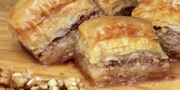 Foto - Baklavalık yufkadan yapımı kolay cevizli baklava tarifi