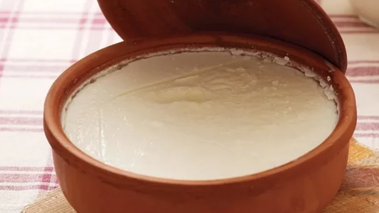 Bakteri ya olursa? Ev yapımı yoğurtta kap seçimi: Hangi materyal daha sağlıklı ve lezzetli?