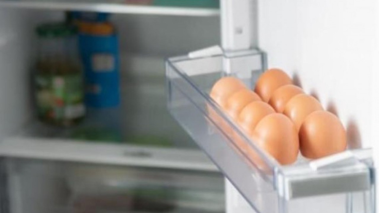 Foto - Bakteri yuvasına dönüşüyor! Yumurtaları sakın böyle koymayın