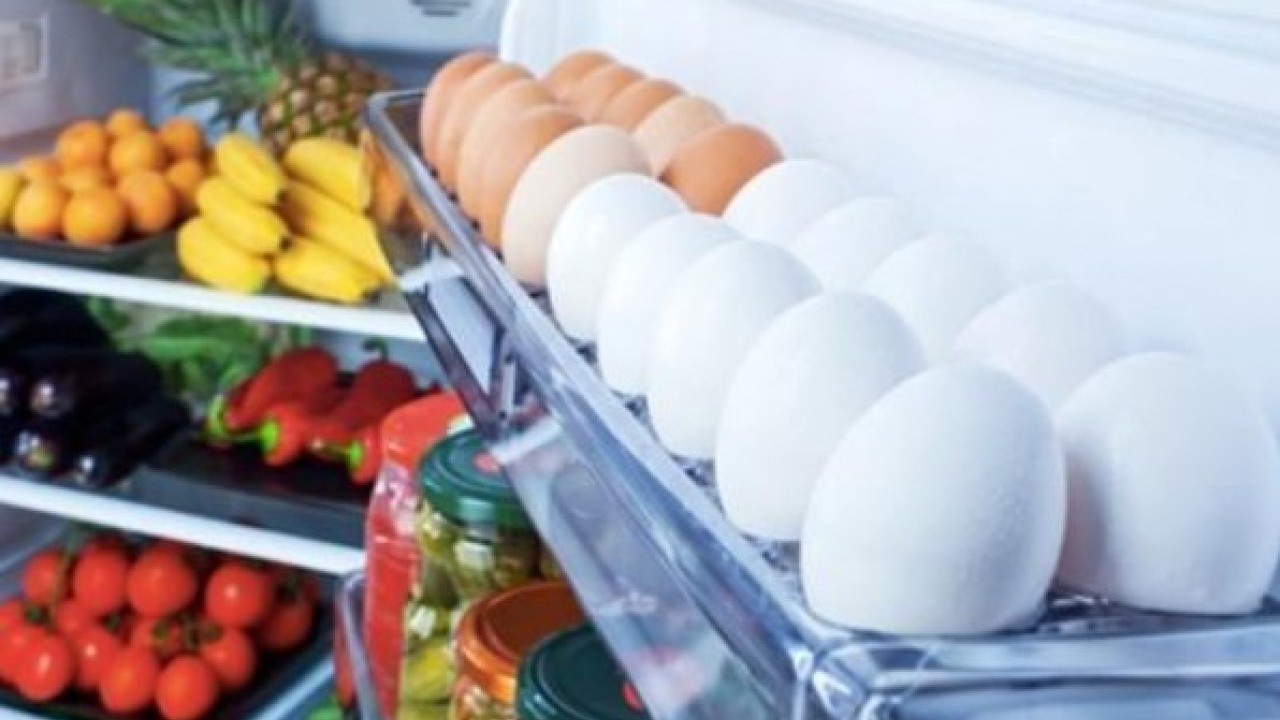 Foto - Bakteri yuvasına dönüşüyor! Yumurtaları sakın böyle koymayın