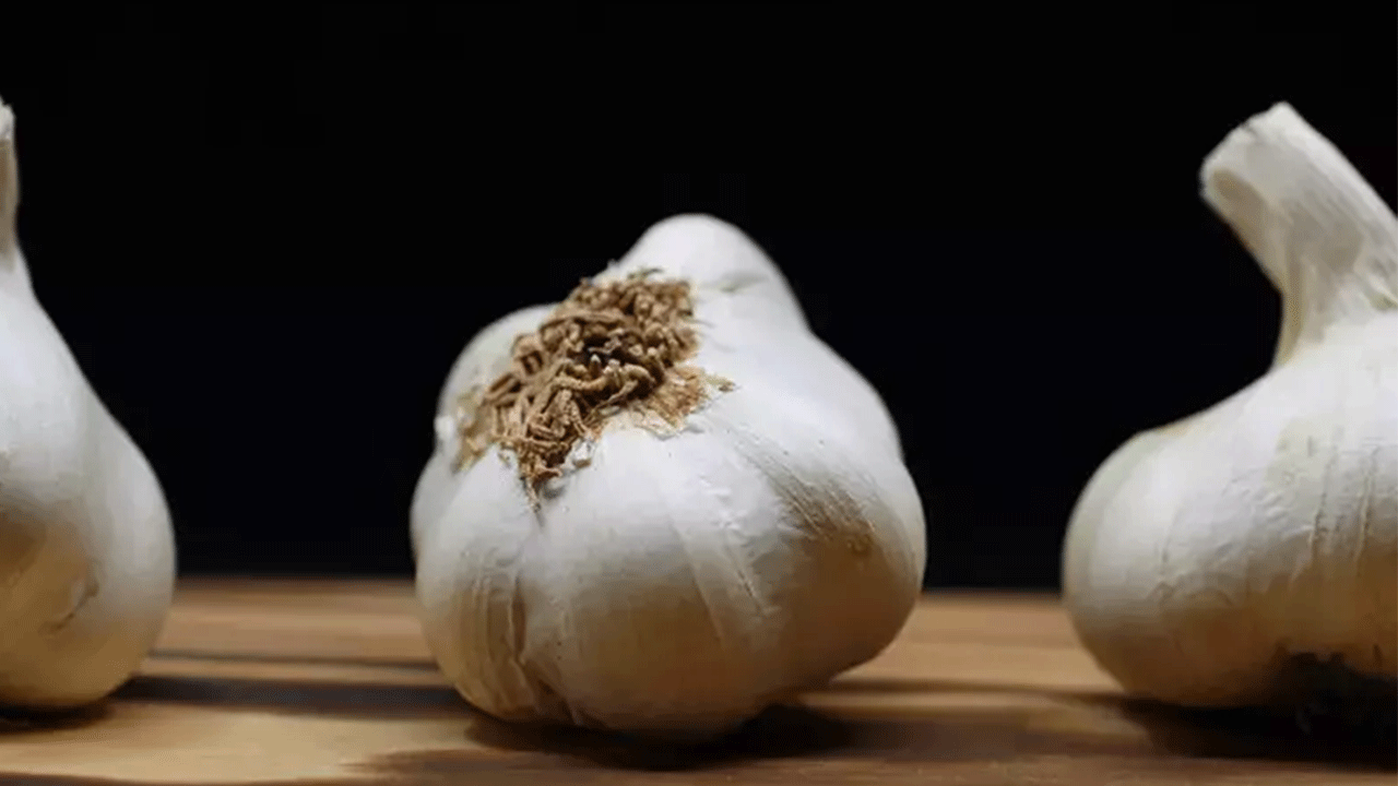 Bal ile karıştırıp tüketin! 1 hafta yetiyor!