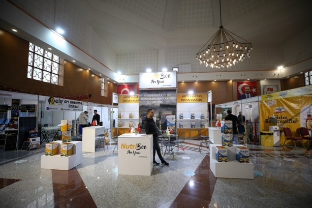 Foto - Bal ve arıcılık ürünleri fuarı açıldı