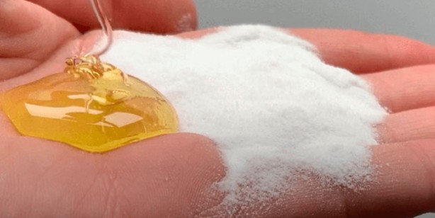 Foto - Bal ve karbonat karışımı: Bal ve karbonatı karıştırınca bakın ne oluyor