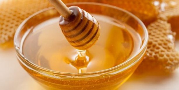 Foto - Bal ve tuz karışımının muhteşem etkisi