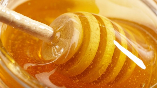 Foto - Bal ve tuz karışımının muhteşem etkisi