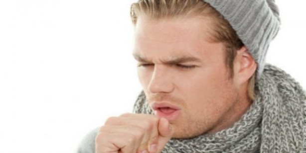 Foto - Balgam çıkarmak veya balgam yutmak orucu bozar mı?