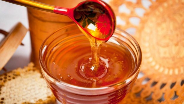 Balı sakın böyle tüketmeyin! Uzmanlar üstüne basa basa uyardı: Şifa iken zehre dönüşebilir