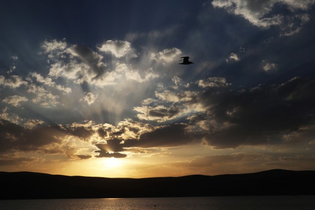 Foto - Balık Gölü'ndeki gün batımı görenleri kendine hayran bırakıyor