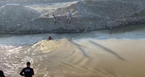 Foto - Balık tutmaya gittiler! Başlarına gelmeyen kalmadı