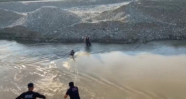 Foto - Balık tutmaya gittiler! Başlarına gelmeyen kalmadı