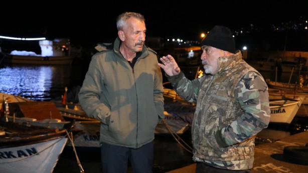 Foto - Balıkçı teknesinden düşen tayfa için ekipler harekete geçti!
