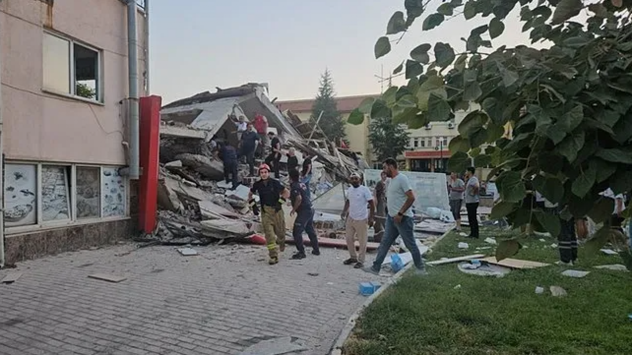 Foto - Balıkesir depremi Kuzey Anadolu Fayını tetikler mi? Deprem sonrası uzmanlar uyardı