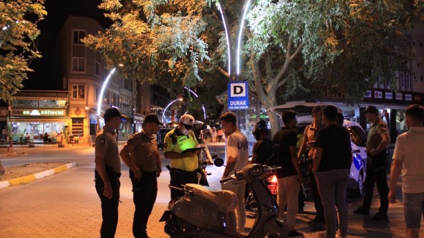 Foto - Balıkesir'de asayiş ve trafik denetimi