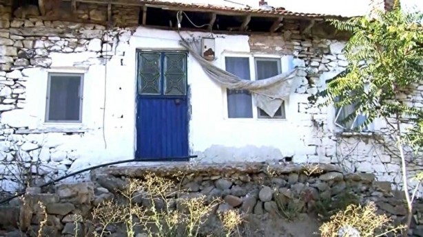 Foto - Balıkesir'de bir mahalle diken üstünde! Derinden gelen sesler duyuyoruz