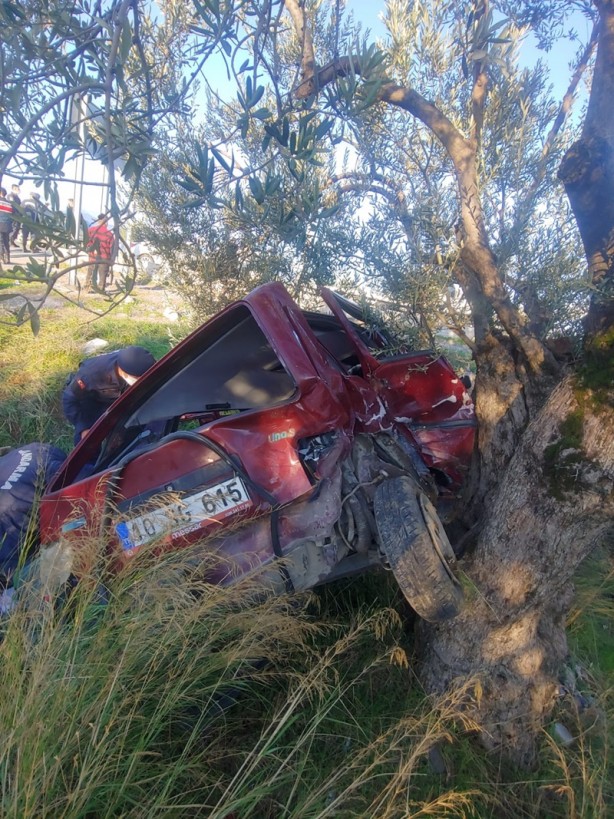 Balıkesir'de kaza! 4 kişi yaralandı