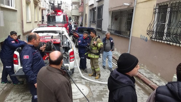 Balıkesir'de korku dolu anlar! Vatandaşlar sokağa çıktı