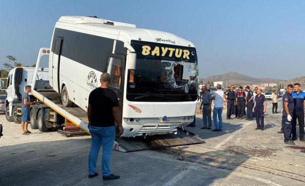 Foto - Balıkesir'de yürekler ağza geldi: 17 kişi yaralı