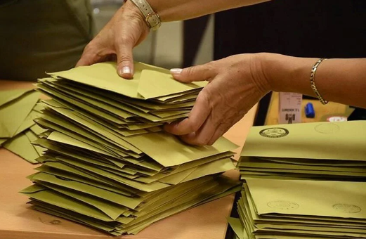 Foto - Balıkesir'den sandığa ilk giden bakın kimler oldu