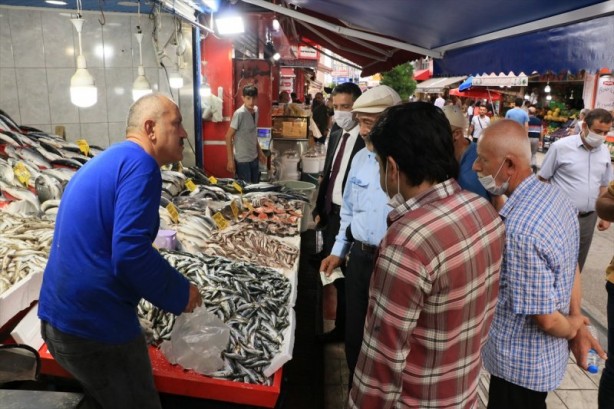 Foto - Balıklar, tezgahları şenlendirdi