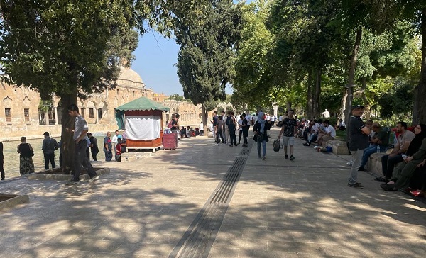 Foto - Balıklıgöl ziyaretçi akınına uğradı