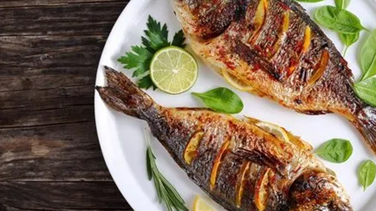 Balıktan sonra neden helva yenir? Diyet uzmanı açıkladı: Öyle bir faydası varmış ki...