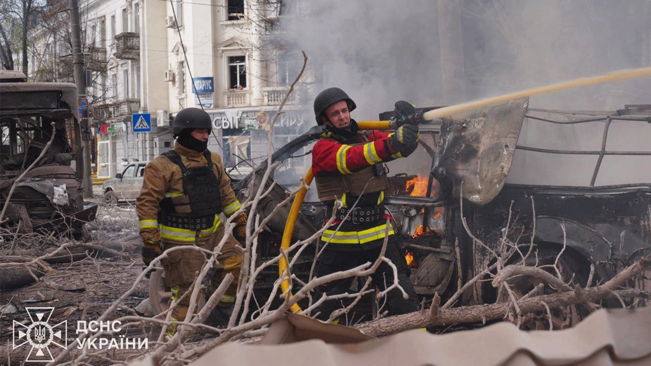 Balistik füzeler kenti vurdu! 21 ölü var