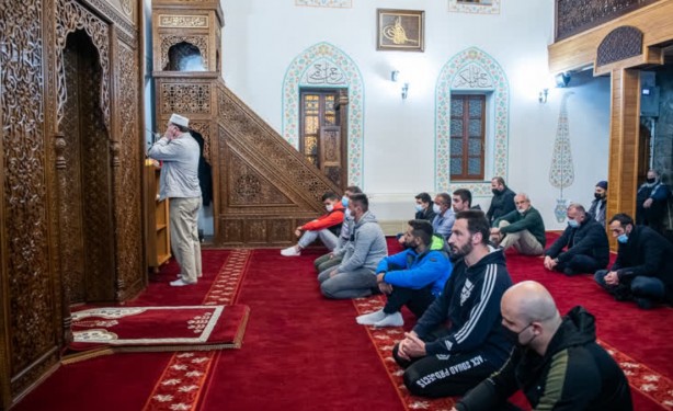 Foto - Balkanlar Ramazan'a Kovid-19 gölgesinde girdi