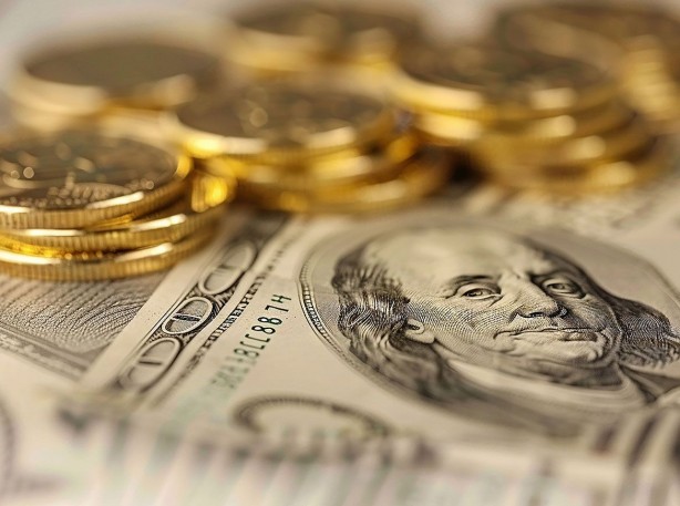 Balon patladı, şimdi ne olacak? İslam Memiş'ten altın ve gümüşte yatırımcılarını uyardı