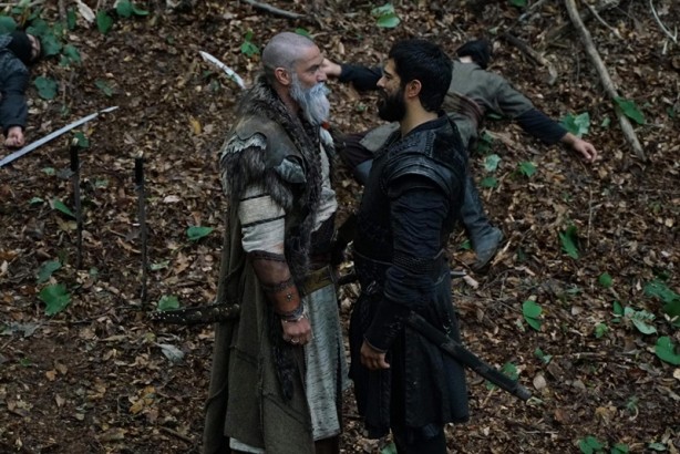 Foto - Bamsı Bey'in dönüşü geceye damga vurdu! Kuruluş Osman tarihi gecesini yaşadı