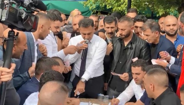 Foto - Banka değil, aşiret düğünü! Bakın kaç milyon TL para toplandı