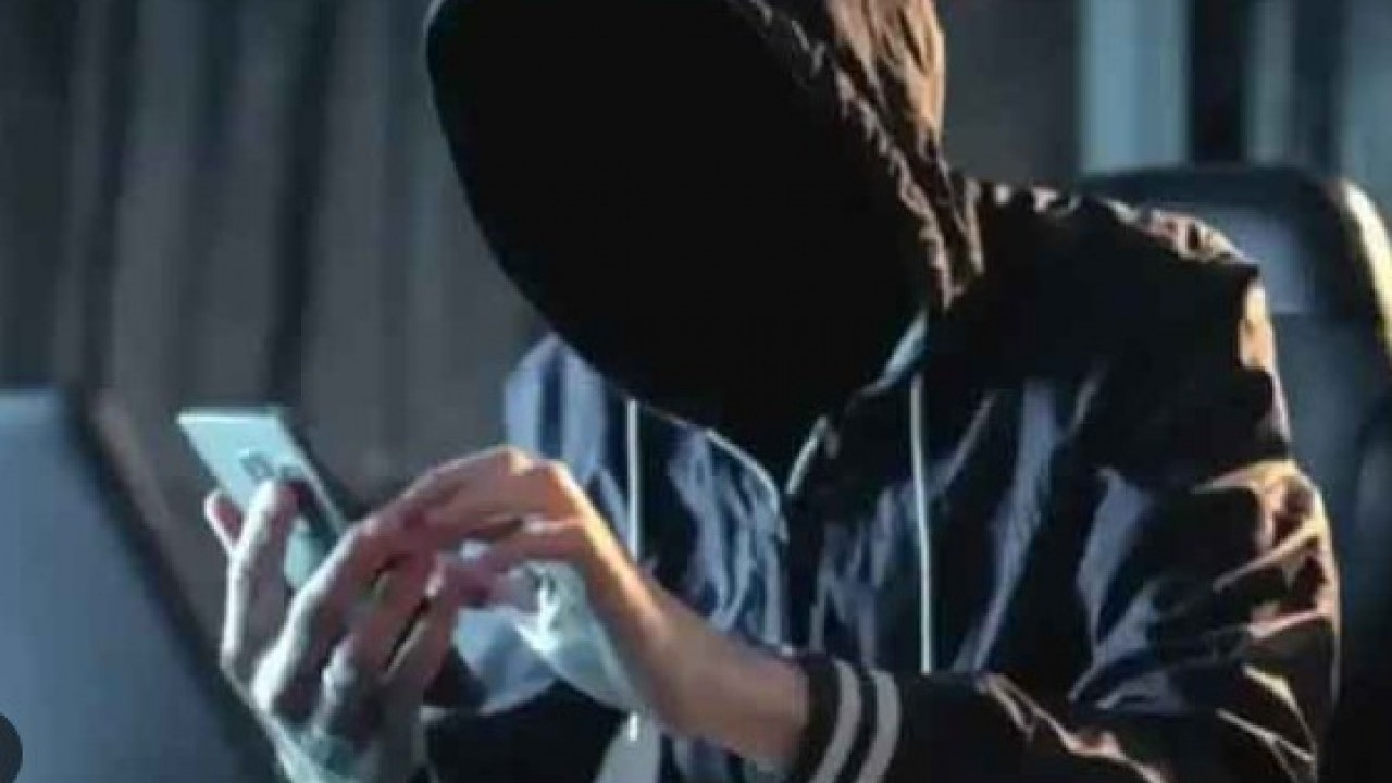 Foto - Banka hesabınız aniden boşalabilir: Bu uygulamayı telefonunuzdan hemen silin!