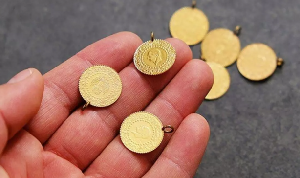 Foto - Bankada altını olanlar şok olacak! 1700 lira gram altın tahmini tutan Haluk Özdil duyurdu: 1 Ocak'ta...