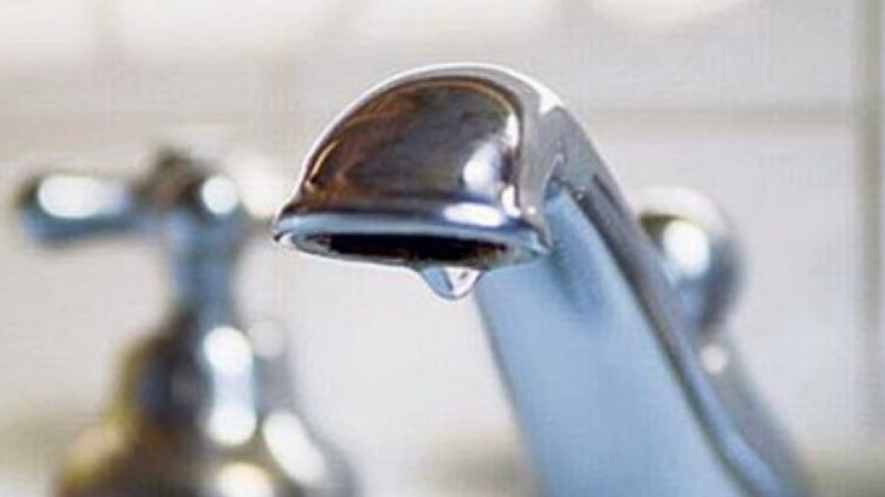 Foto - Banyo yapamayan İzmirliler kötü kokudan şikayetçi!