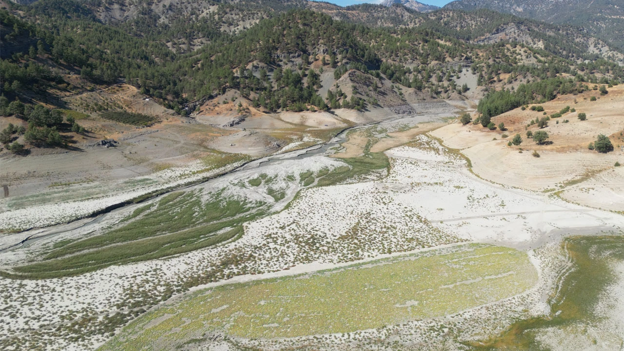 Foto - Baraj kurudu, geçmiş ortaya çıktı! Atalarının topraklarında yeniden üretime başladılar