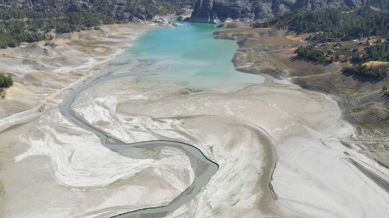 Foto - Baraj kurudu, geçmiş ortaya çıktı! Atalarının topraklarında yeniden üretime başladılar
