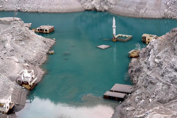 Foto - Baraj suları çekildi, duyan herkes oraya koştu