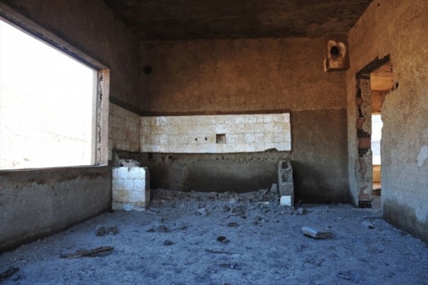 Foto - Baraj suları çekildi hayalet köy ortaya çıktı