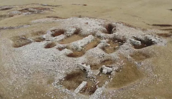 Foto - Baraj suları çekilince ortaya çıktı! Türkiye'de heyecanlandıran keşif