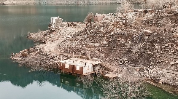 Foto - Baraj suyu çekilince ortaya çıktı! 