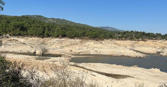 Foto - Barajlarda damla su kalmadı! Otellere 'havuzu boşaltmayıp tekrar kullanın' çağrısı