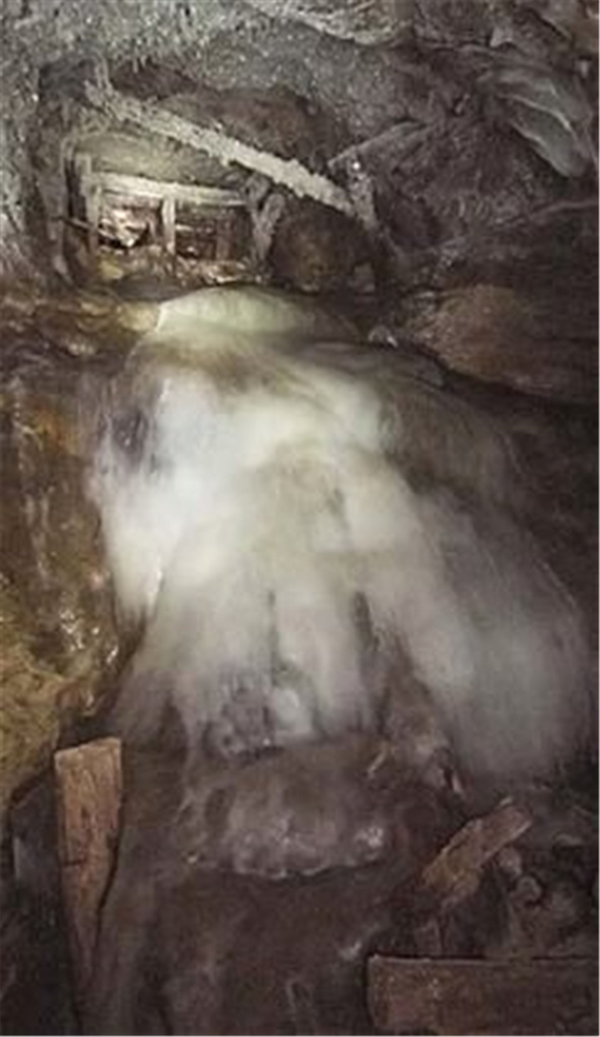 Foto - Baraka yıkılınca ortaya çıktı!