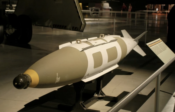 Foto - Barbar İsrail ABD silahları kullanıyor! İşte Amerikan soykırım silahları!