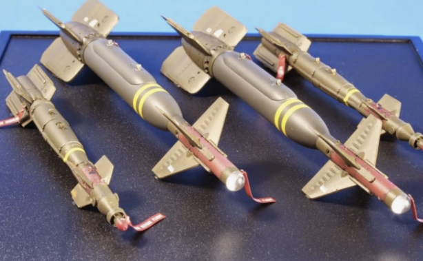 Foto - Barbar İsrail ABD silahları kullanıyor! İşte Amerikan soykırım silahları!