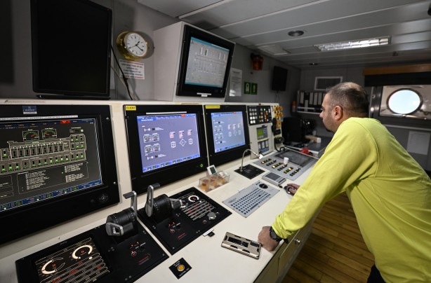 Foto - Barbaros Hayreddin Paşa Gemisi karış karış tarıyor.... Durmak yok yola devam!