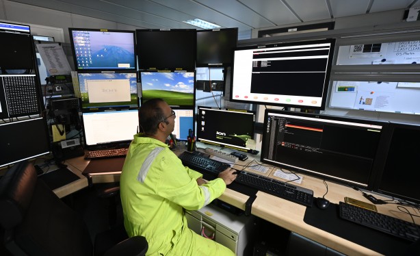 Foto - Barbaros Hayreddin Paşa Gemisi karış karış tarıyor.... Durmak yok yola devam!