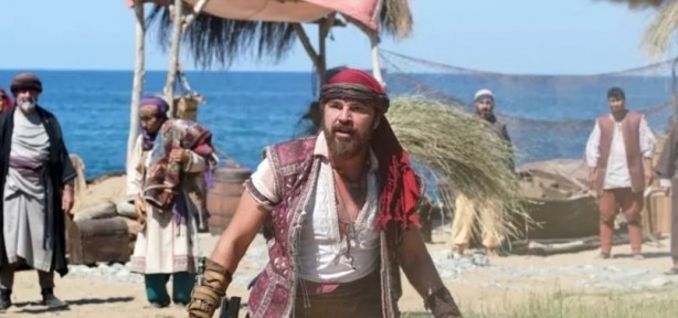 Foto - Barbaroslar'dan ahlaksız Camdaki Kız'a ağır darbe!