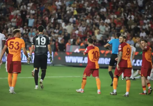 Foto - Barcelona'yı reddetti, Galatasaray'ı seçti! Yılın transferi...