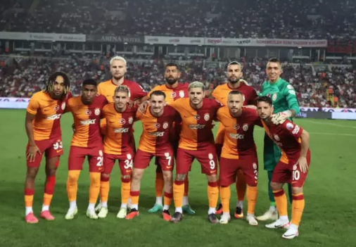 Foto - Barcelona'yı reddetti, Galatasaray'ı seçti! Yılın transferi...